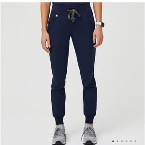 FIGS scrub navy joggers XXS